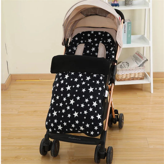 "Cozy and Stylish Baby Stroller Footmuff - Keep Your Little One Warm and Snug All Year Round!"